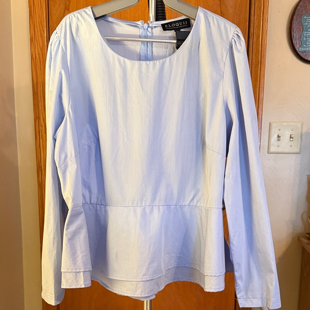 Eloquii Women's Sky Blue Blouse, size 16. Great condition.